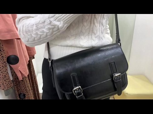 ❤️ Јавна мастурбација на младата кучка FeralBerry со дилдо во фитинг просторијата ❤ Супер секс на mk.xxxgr.ru ❌